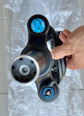 Used Fox 34 Float SC Factory 120 FIT4 Remote-Adj Push to Lock QR15x110 Kashima 2024 bike — image 3 of 5