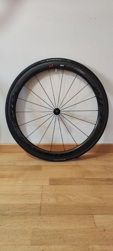 Used Zipp 303 Firecrest Front 2019 bike — image 1 of 8