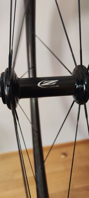 Used Zipp 303 Firecrest Front 2019 bike — image 4 of 8