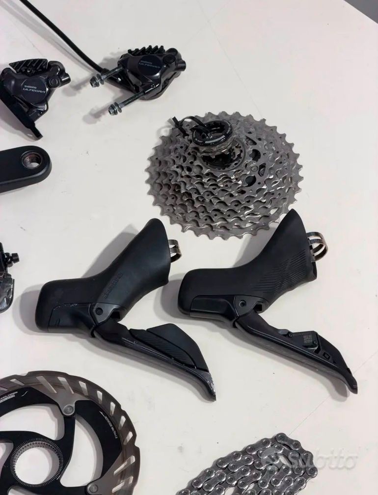 Used Shimano Ultegra 12v Di2 2025 bike — image 3 of 5