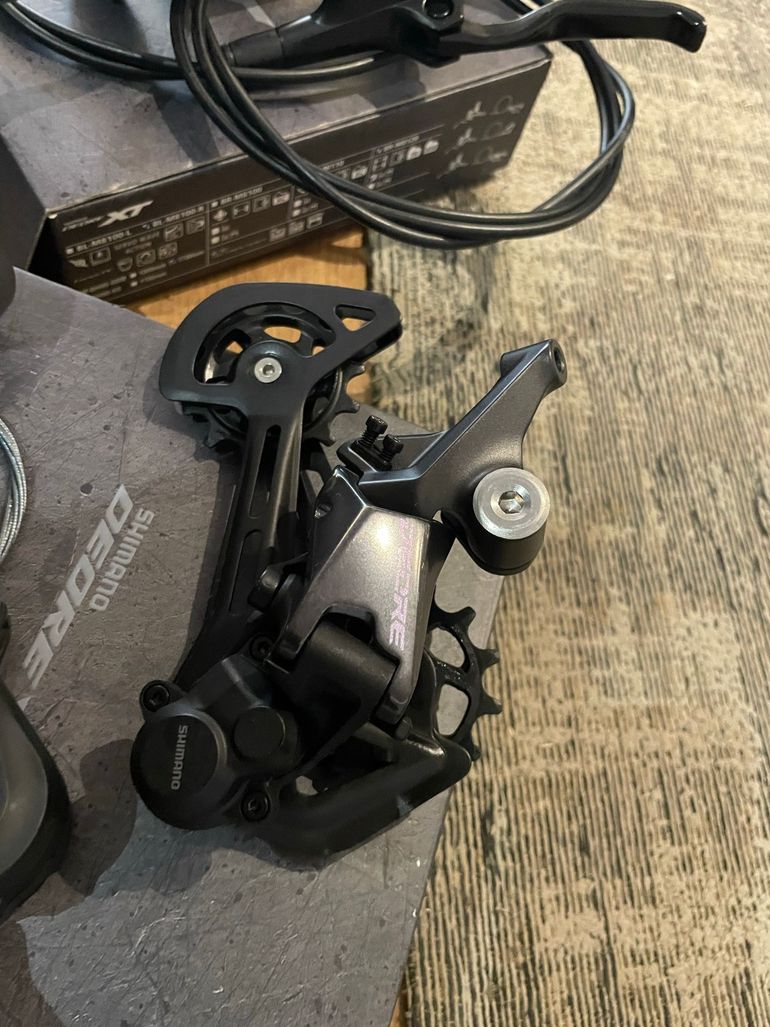 Used Shimano Deore 12 velocità bike — image 10 of 21