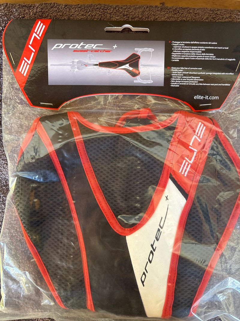Použité Elite Protec Sweat-Catcher bike — obrázek 1 z 3