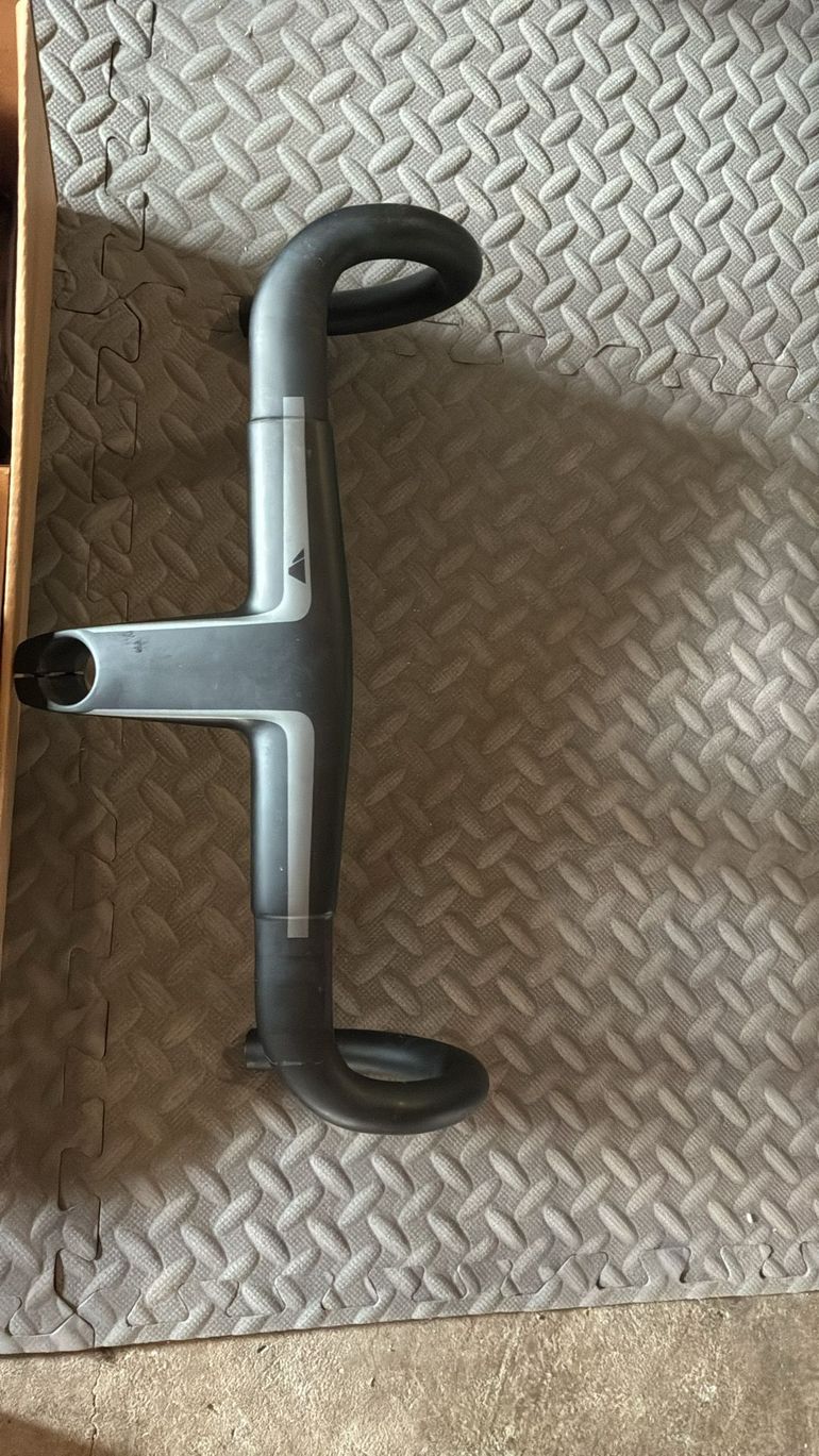 Used Canyon CP0030 Aero Optimized bike — image 2 of 2