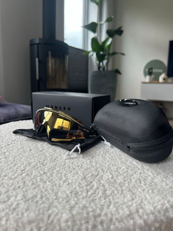 Used Oakley encoder bike