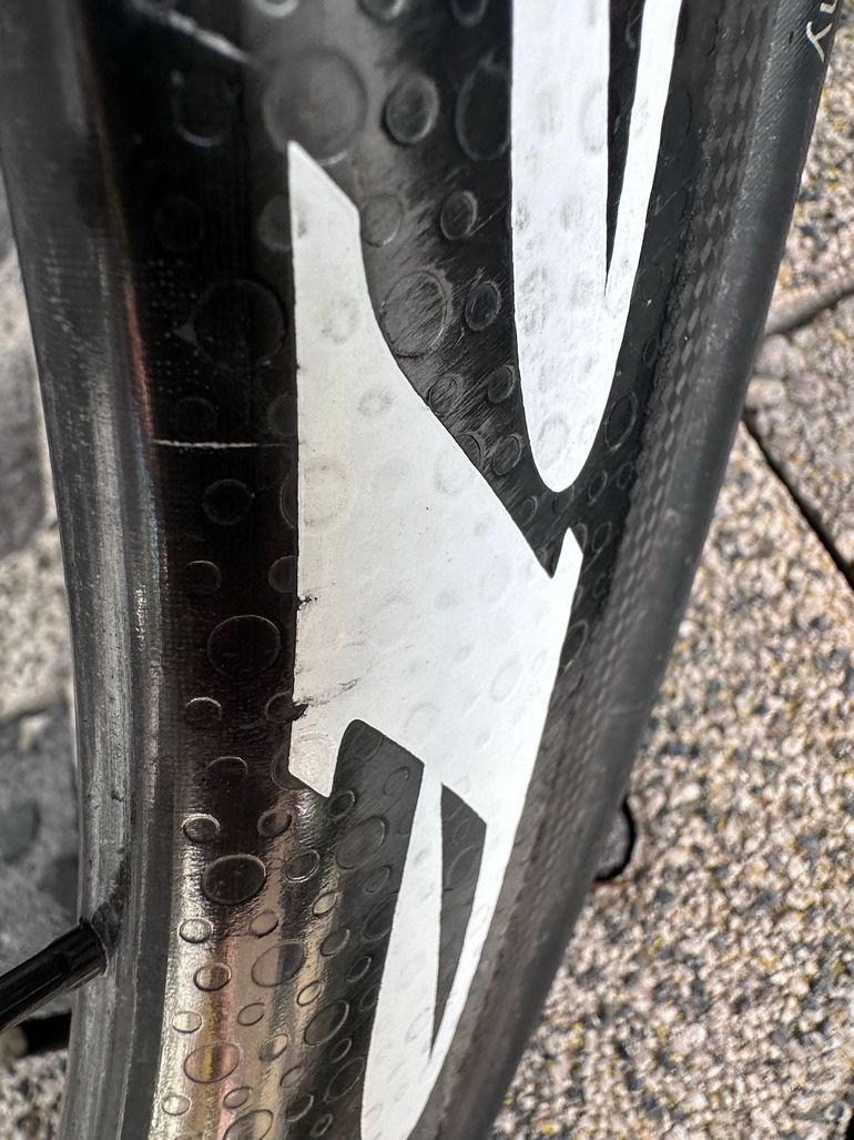 Used Zipp 404 2017 bike — image 7 of 11