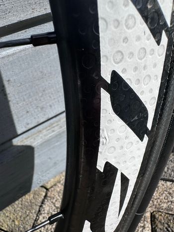 Used Zipp 404 2017 bike — image 5 of 11