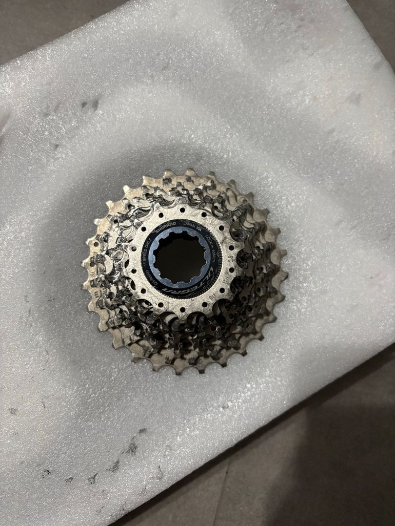Used Shimano Pacco pignoni Ultegra R8000 11v 14/28 bike — image 1 of 3