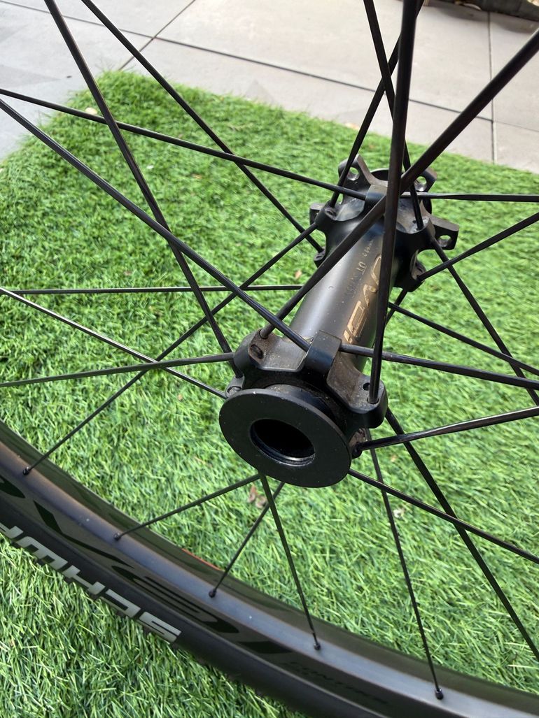 Used Specialized Roval Control SL 29er Carbon Front Wheel 2022 bike — image 5 of 5