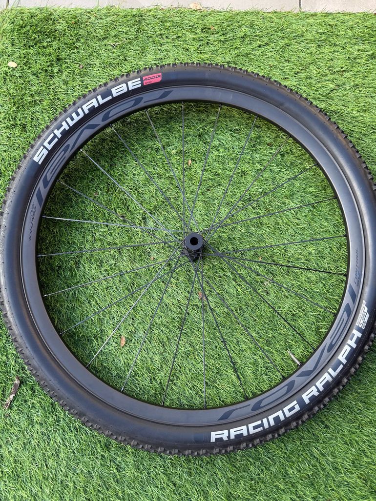 Used Specialized Roval Control SL 29er Carbon Front Wheel 2022 bike — image 1 of 5