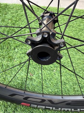 Used Specialized Roval Control SL 29er Carbon Front Wheel 2022 bike — image 4 of 5