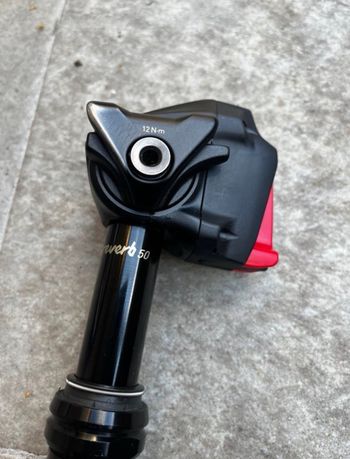 Used RockShox Reverb AXS B1 Tija Telescópica Inalámbrica 31.6 × 548.2 mm / 200 mm bike — image 2 of 3