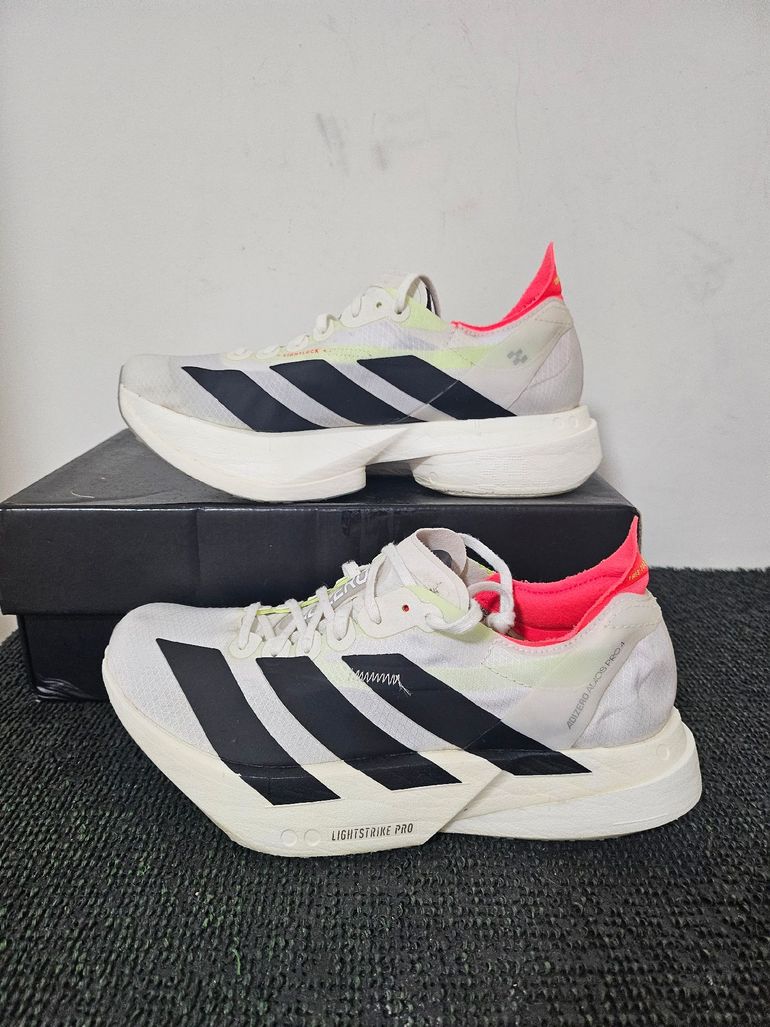 Used Adidas Adizero Adios Pro 4 bike — image 2 of 8