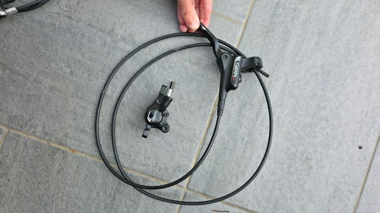 Used Tektro Gemini SL HD-M535 bike — image 7 of 7