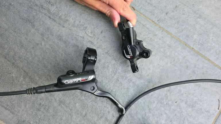 Used Tektro Gemini SL HD-M535 bike — image 2 of 7