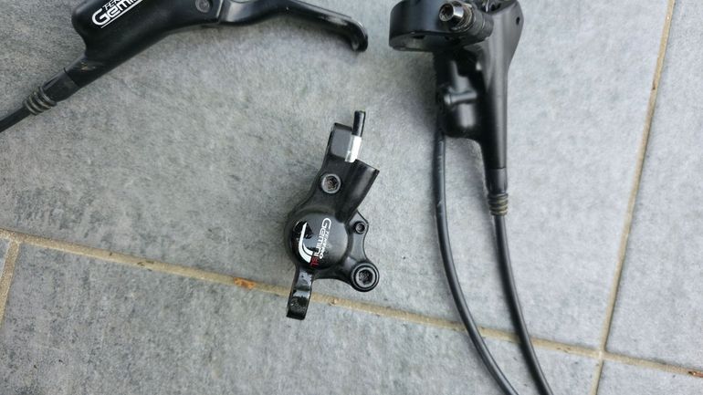 Used Tektro Gemini SL HD-M535 bike — image 4 of 7