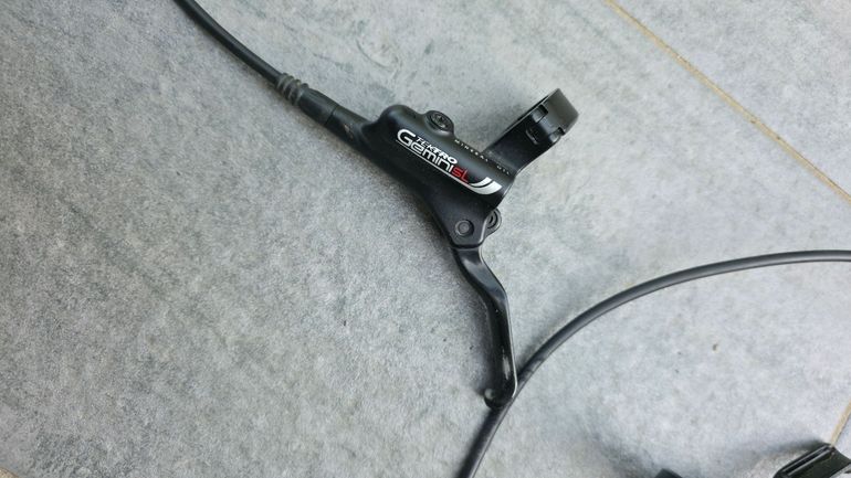 Used Tektro Gemini SL HD-M535 bike — image 1 of 7