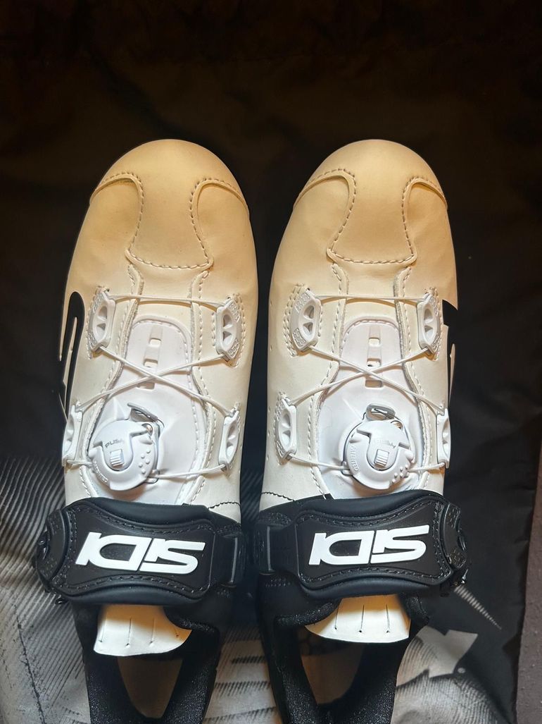 Used Sidi genius 10 2021 bike — image 4 of 6