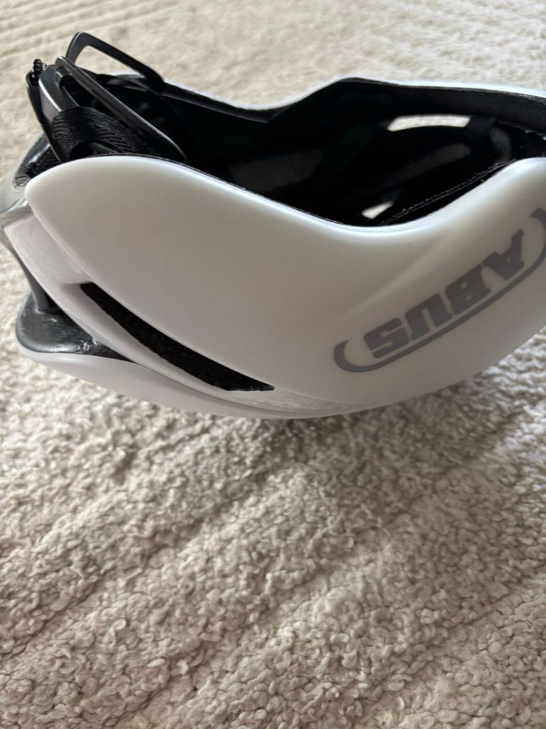 Used ABUS GameChanger 2.0 Helmet 2025 bike — image 7 of 12