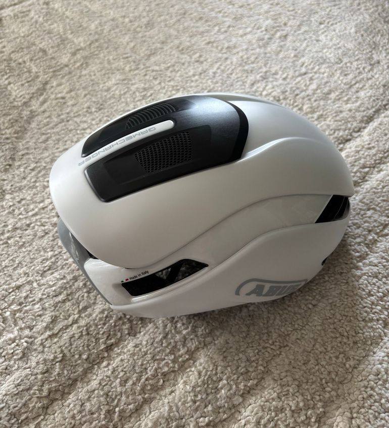 Used ABUS GameChanger 2.0 Helmet 2025 bike — image 2 of 12
