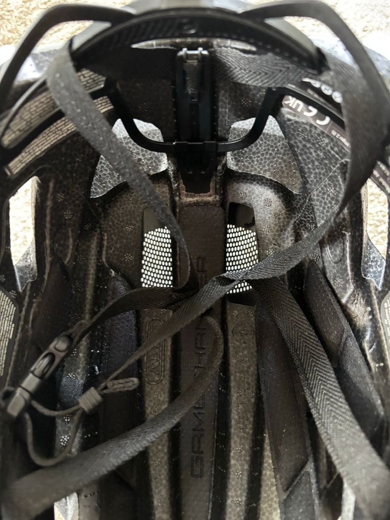 Used ABUS GameChanger 2.0 Helmet 2025 bike — image 8 of 12