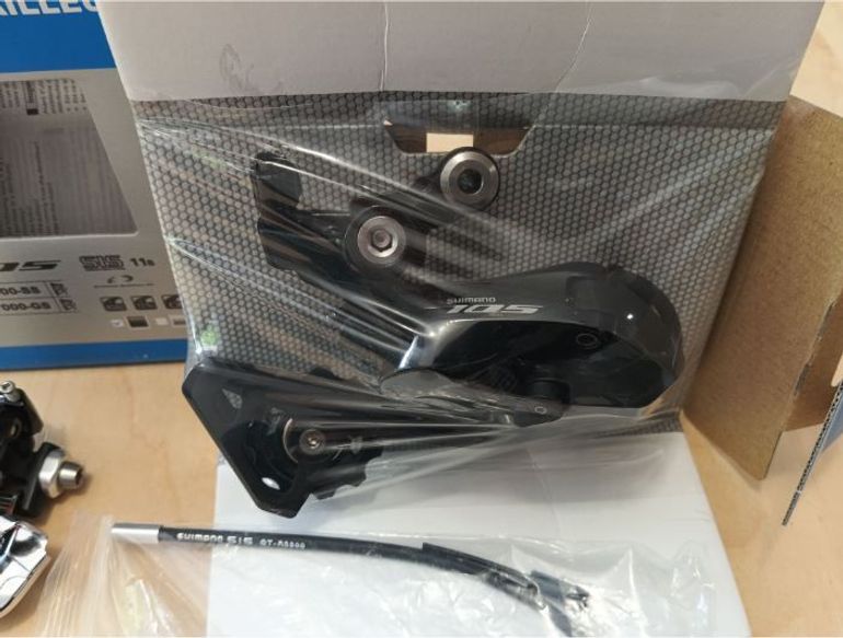 Used Shimano 105 R7000 11S Front + Rear bike — image 2 of 9