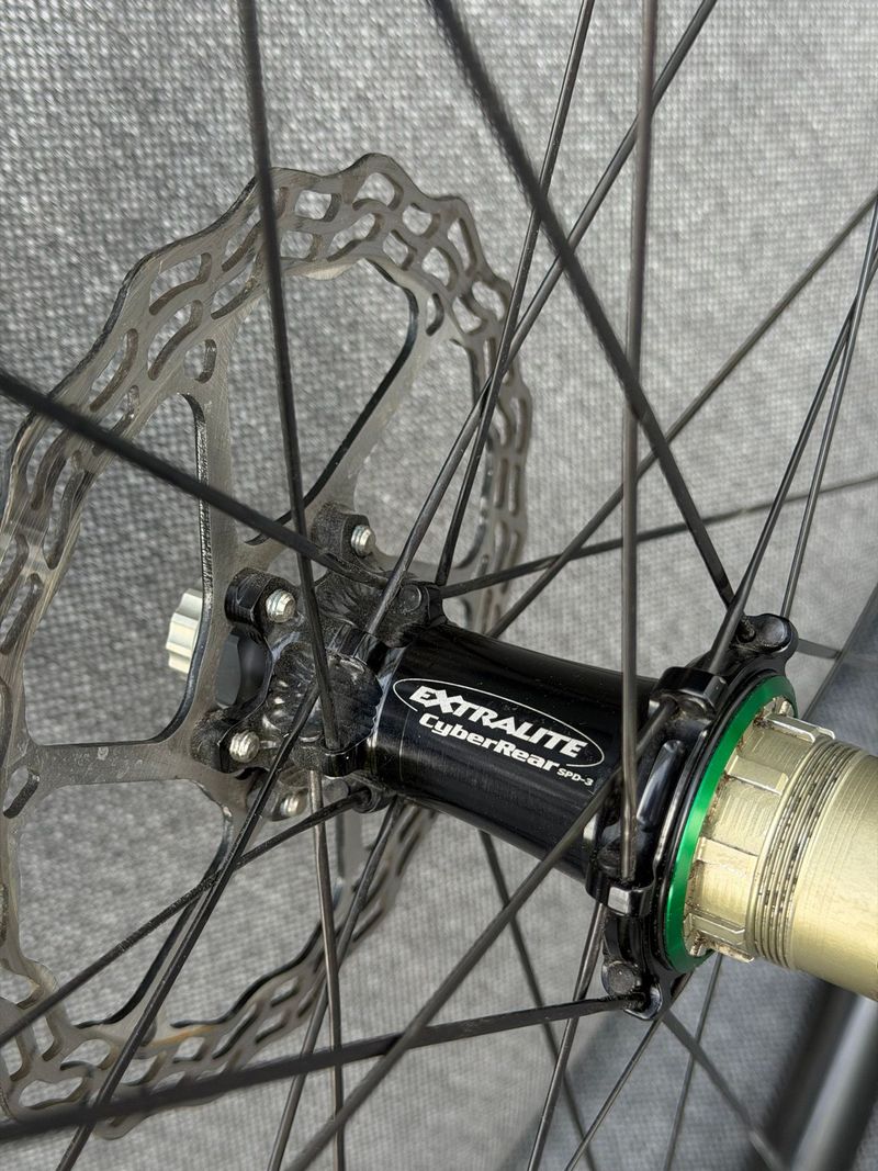 Używany Light Bicycle Custom Carbon Wheelset 2025 bike — zdjęcie 2 z 10