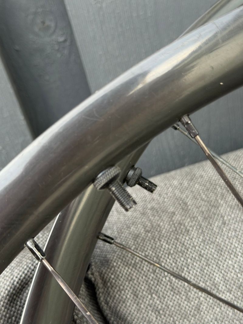 Używany Light Bicycle Custom Carbon Wheelset 2025 bike — zdjęcie 9 z 10