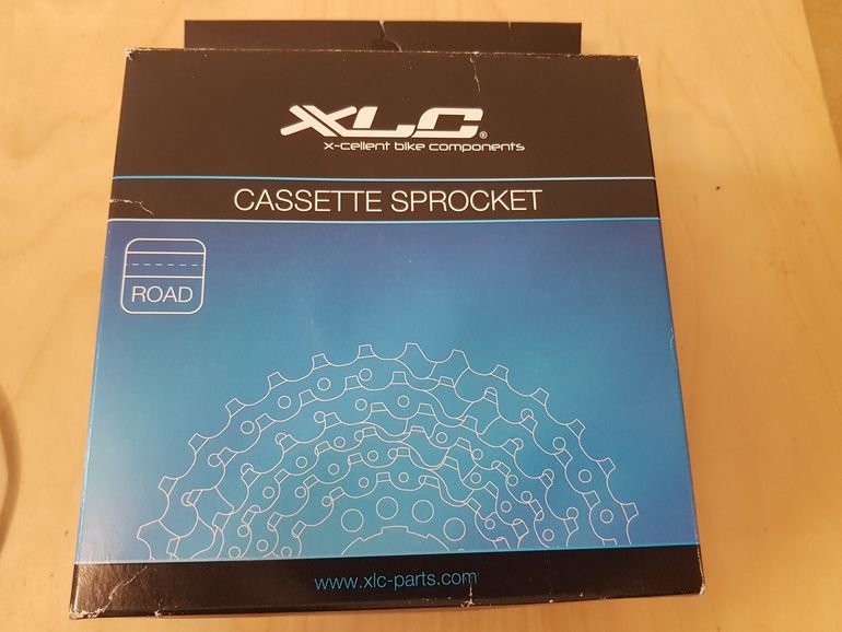 Used Xlc 11S 11-30 Shimano HG bike — image 4 of 5