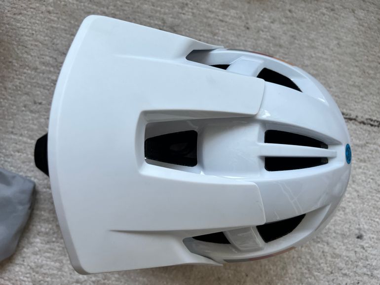 Used LEATT Enduro 2.0 Full Face Helmet bike — image 4 of 5