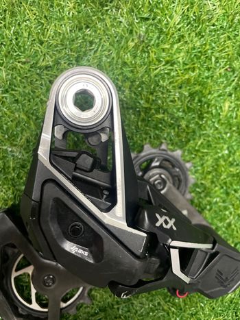 Used Sram XX AXS T-Type 12v bike — image 4 of 9