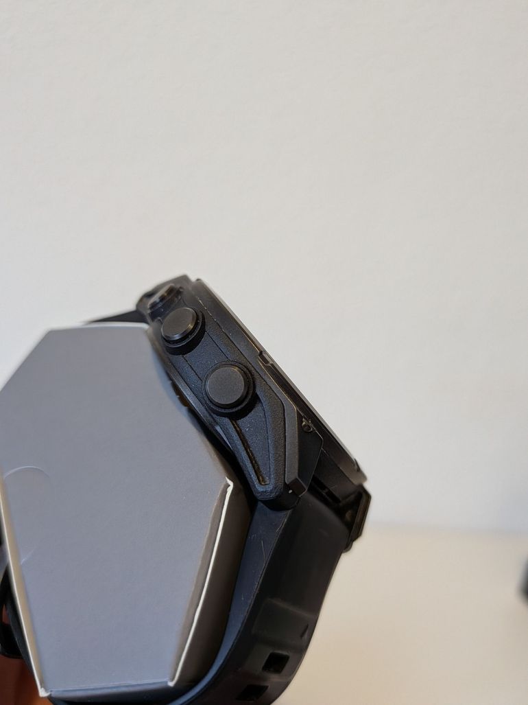 Used Garmin Fenix 8 2025 bike — image 7 of 10