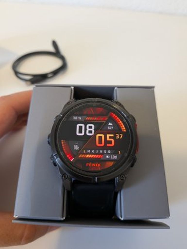 Used Garmin Fenix 8 2025 bike — image 2 of 10