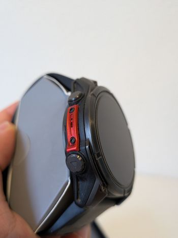 Used Garmin Fenix 8 2025 bike — image 8 of 10