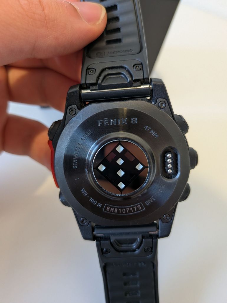 Used Garmin Fenix 8 2025 bike — image 9 of 10