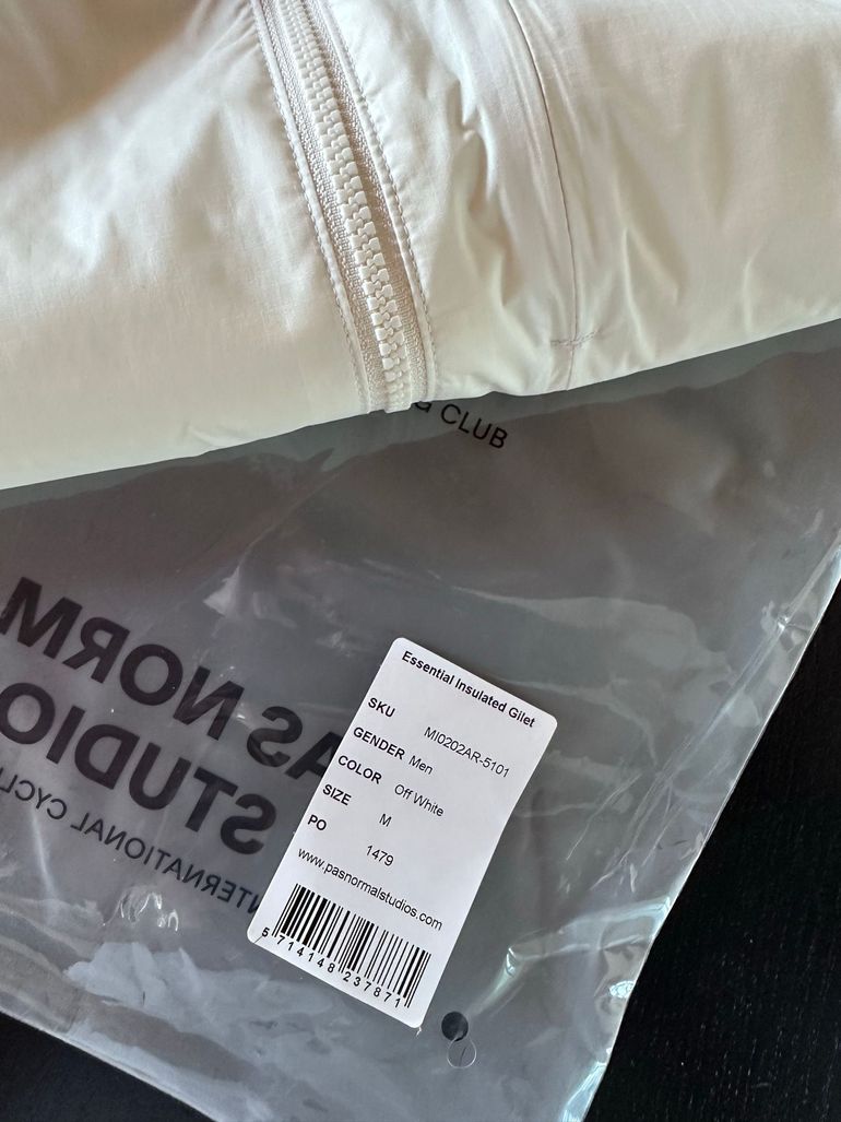 Used Pas Normal Studios Essential Insulted Vest 2026 bike — image 4 of 4