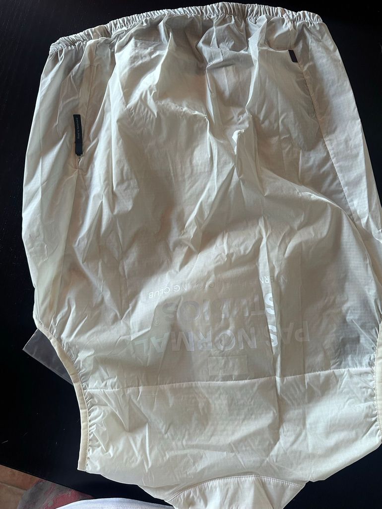 Used Pas Normal Studios Essential Insulted Vest 2026 bike — image 3 of 4