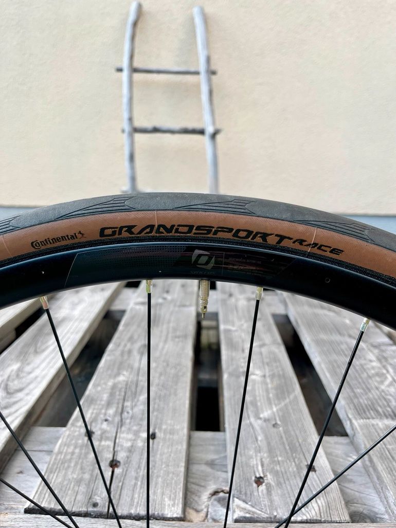 Used Syncros RP 2.0 Disc bike — image 5 of 11