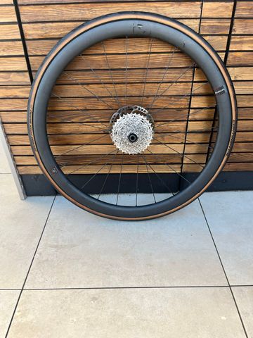 Używany Reserve Laufrad 37 2023 Wheels