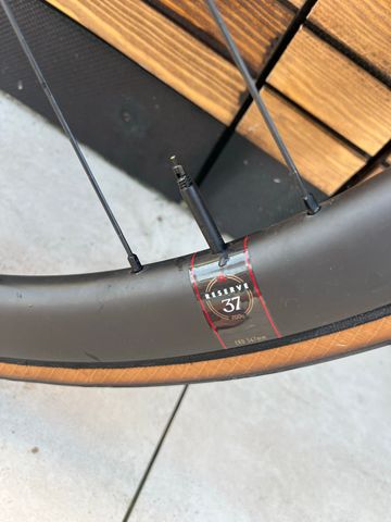 Tweedehands Reserve Laufrad 37 2023 bike — afbeelding 3 van 4