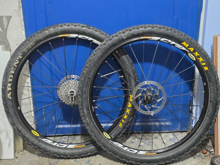 Used Mavic Cross ride bike — image 1 of 7