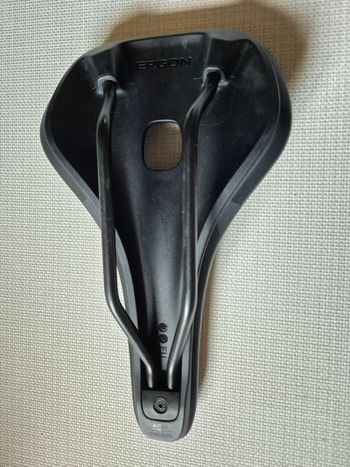Used Ergon SR Allroad Men Saddle 2025 bike — image 4 of 7