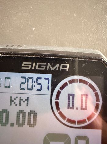 Used Sigma ROX 4.0 GPS Cycle Computer 2023 bike — image 7 of 7