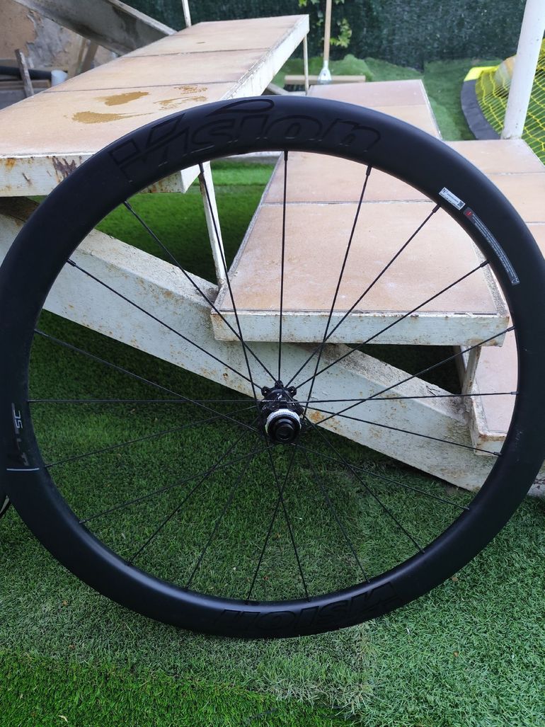 Used Vision SC 45 SL Disc Brake Carbon Wheelset 2025 bike — image 2 of 9