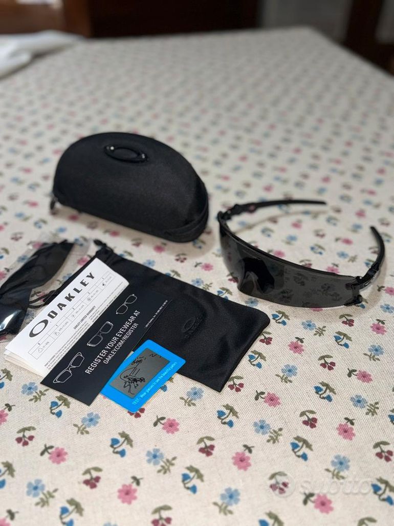 Used Oakley Kato bike — image 2 of 7