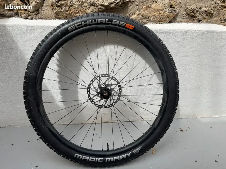 Used Giant Jantes AM 29 Pour VTT + Pneus, Cassette, Disques NEUFS bike — image 1 of 8