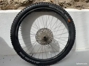 Used Giant Jantes AM 29 Pour VTT + Pneus, Cassette, Disques NEUFS bike — image 6 of 8