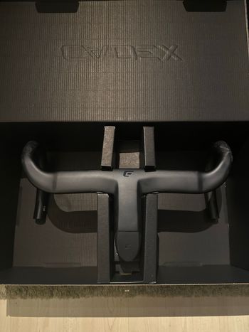 Used Cadex Aero Integrated Handlebar 2025 bike