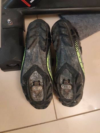 Used Lucky Scooters MTB Shoes 2023 bike — image 3 of 3