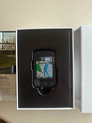 Used Wahoo ELEMNT BOLT 3 GPS Bike Computer 2025 bike — image 3 of 5