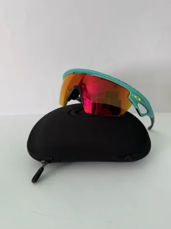 Used Oakley Sphaera bike — image 5 of 9